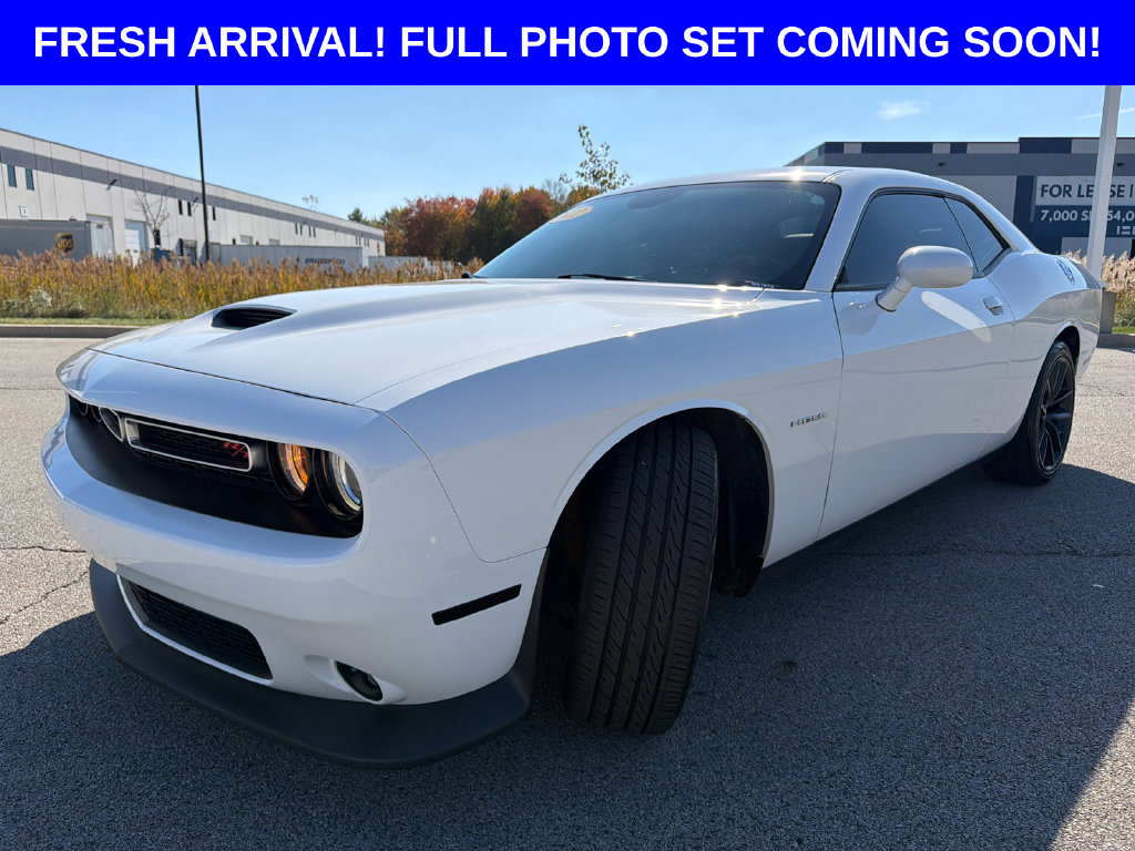 Used 2022 Dodge Challenger R/T w/ Plus Package RWD image 8