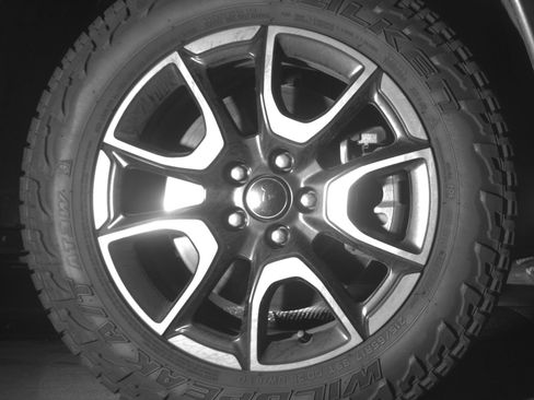 Used 2025 Jeep Compass Trailhawk AWD/4WD image 13
