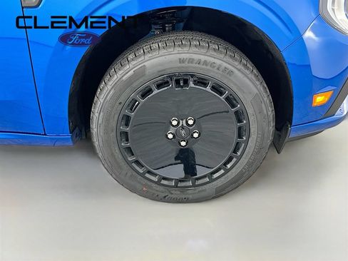 New 2026 Ford Maverick Lobo AWD/4WD image 32