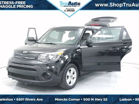 Used 2017 Kia Soul FWD image 31