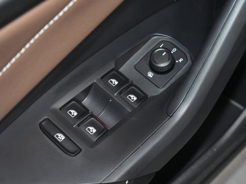 New 2026 Volkswagen Jetta SEL FWD image 4