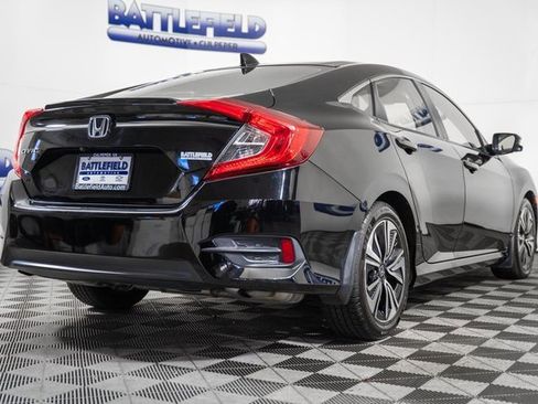 Used 2018 Honda Civic EX-L image 6