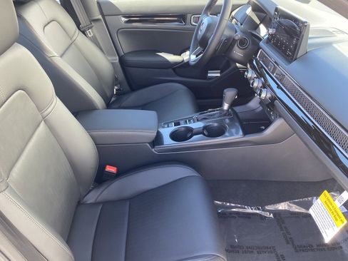 Used 2026 Honda Civic Sport Touring image 10