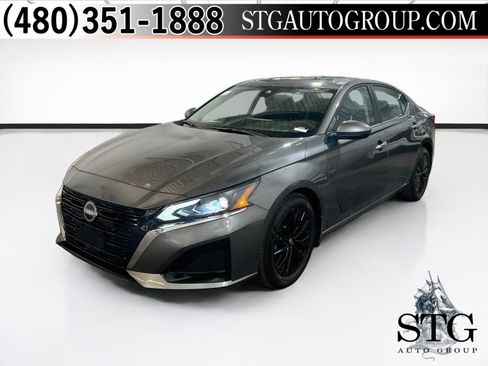 Used 2025 Nissan Altima 2.5 SV w/ SV Special Edition Package FWD image 1