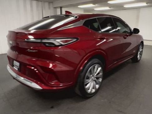 Certified 2024 Buick Envista Avenir image 8