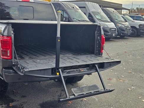 Used 2017 Ford F150 Limited w/ Trailer Tow Package image 34