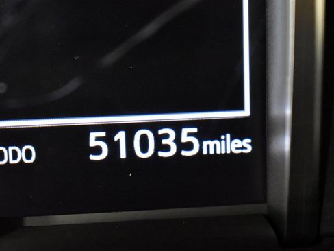 Used 2021 Toyota 4Runner TRD Off-Road Premium image 32