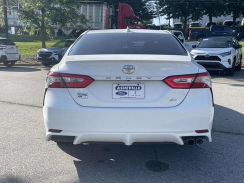 Used 2021 Toyota Camry SE FWD image 4