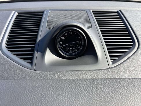 New 2026 Porsche Macan image 37