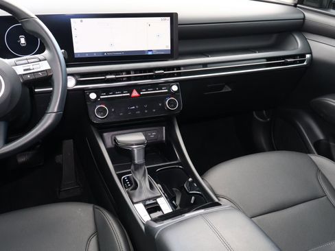 Certified 2025 Hyundai Tucson SEL image 11