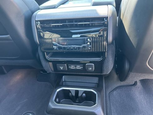 New 2026 Jeep Grand Wagoneer Limited AWD/4WD image 31