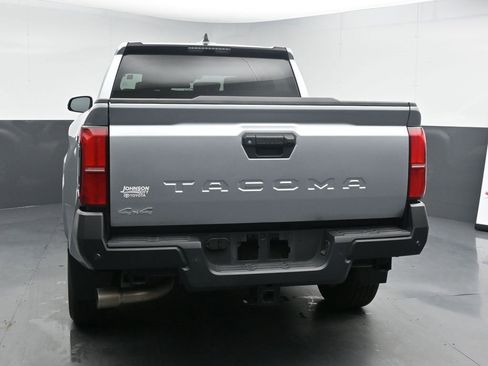 Used 2024 Toyota Tacoma SR w/ SR Upgrade Package image 7