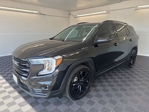 Used 2022 GMC Terrain SLT w/ Elevation Edition FWD image 21