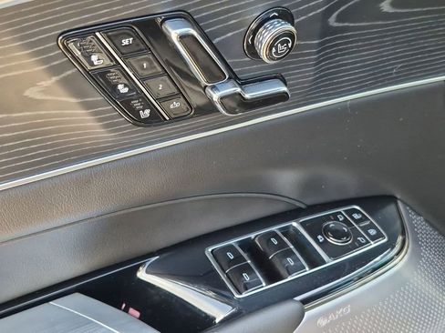 Used 2026 Cadillac Lyriq V AWD/4WD image 16