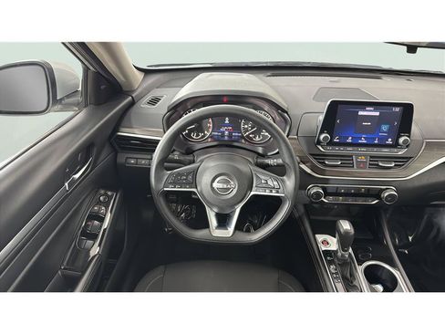 Used 2023 Nissan Altima 2.5 SV FWD image 18