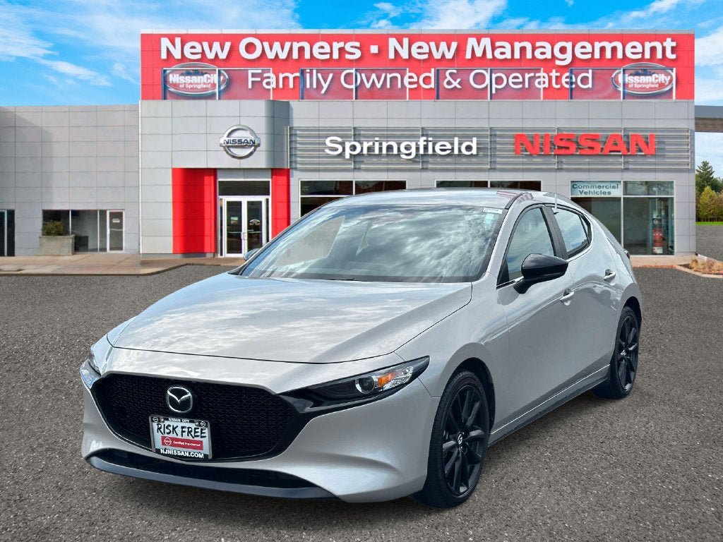 Used 2024 MAZDA MAZDA3 s FWD image 2