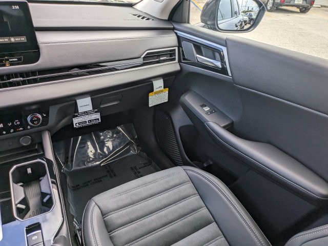 New 2026 Mitsubishi Outlander SE FWD image 17