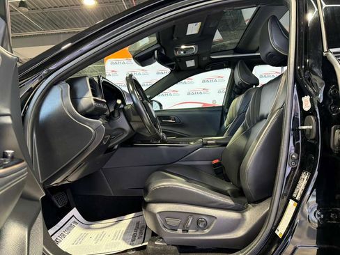 Used 2024 Toyota Crown Limited image 28