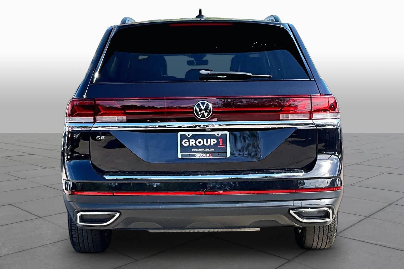 Used 2024 Volkswagen Atlas SE FWD image 5