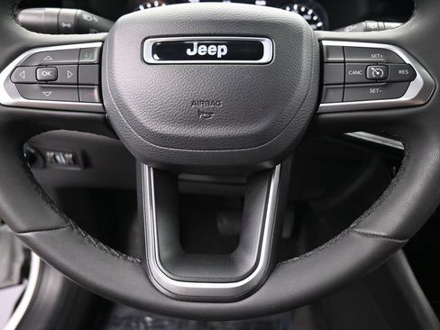 Used 2023 Jeep Compass Altitude image 29