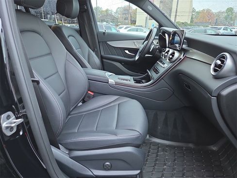Certified 2022 Mercedes-Benz GLC 300 image 15