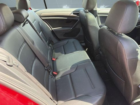 Used 2017 Volkswagen Golf Wolfsburg Edition image 24