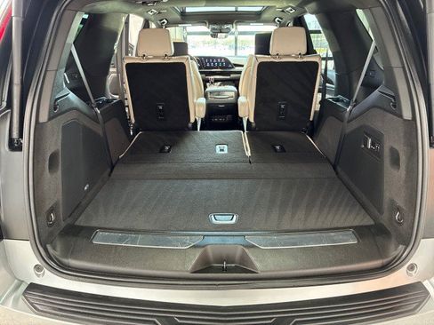 Used 2024 Cadillac Escalade Sport w/ LPO, ONYX Package RWD image 29