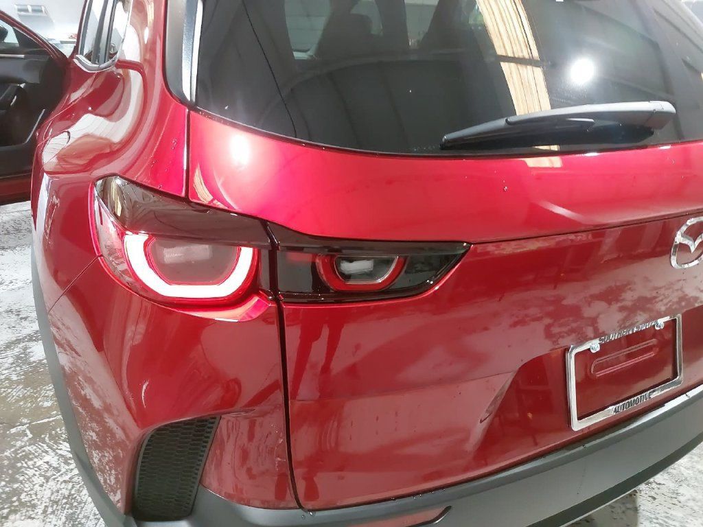 Used 2025 MAZDA CX-50 AWD 2.5 S w/ Cargo Package image 32