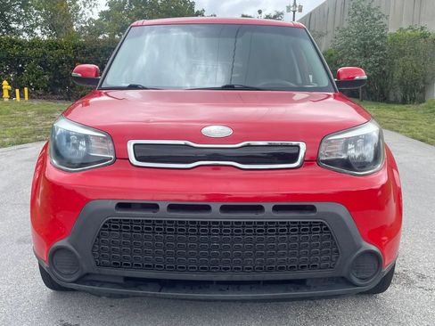 Used 2014 Kia Soul + FWD image 5