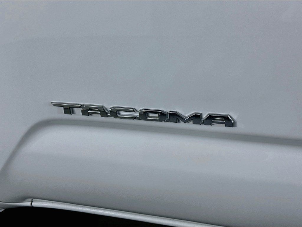 Used 2021 Toyota Tacoma SR5 RWD image 25