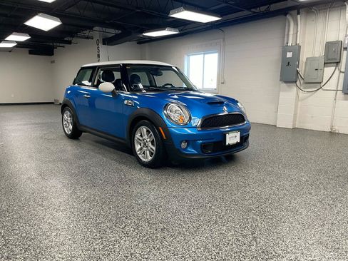 Used 2011 MINI Cooper S FWD image 4