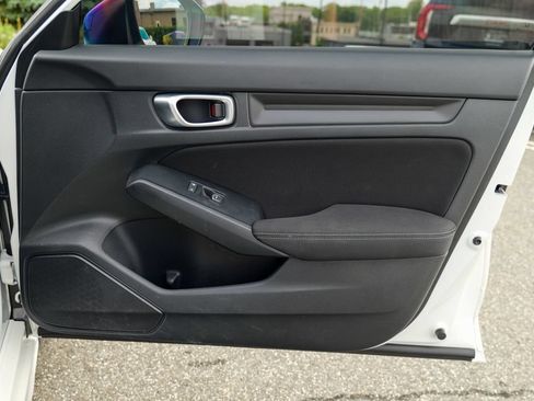 Used 2023 Honda Civic Sport image 32
