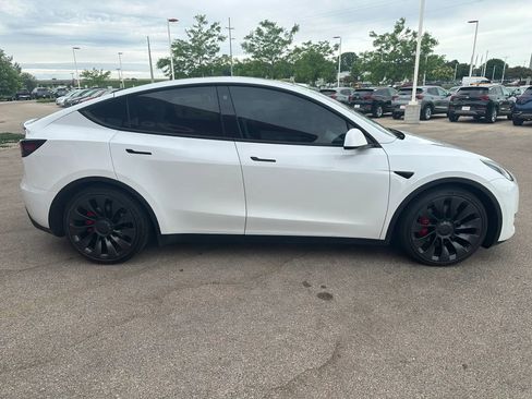 Used 2022 Tesla Model Y Performance AWD/4WD image 4