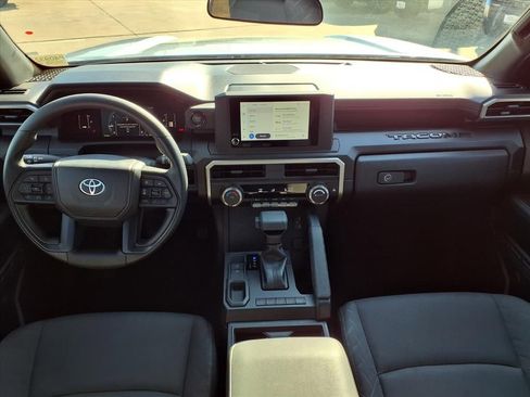 Certified 2025 Toyota Tacoma SR image 10