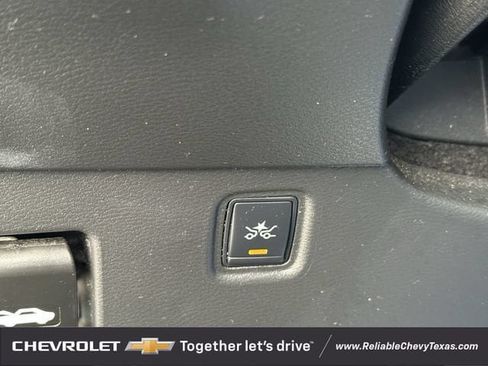 Used 2018 Nissan Kicks S w/ Interior Electronics Package FWD image 25