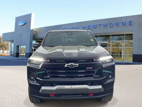 Used 2023 Chevrolet Colorado Z71 w/ Z71 Convenience Package 2 image 2