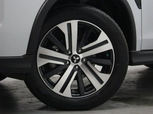 New 2026 Mitsubishi Outlander Sport ES image 3