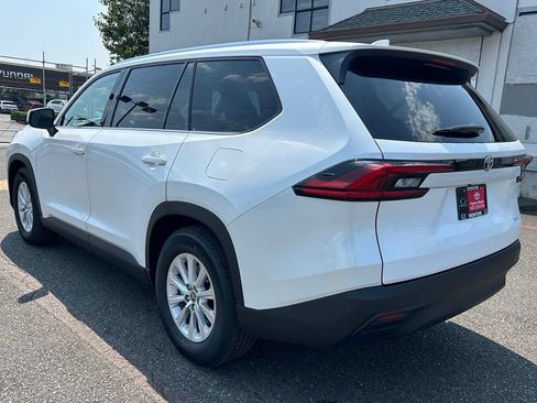 Certified 2025 Toyota Grand Highlander FWD image 7