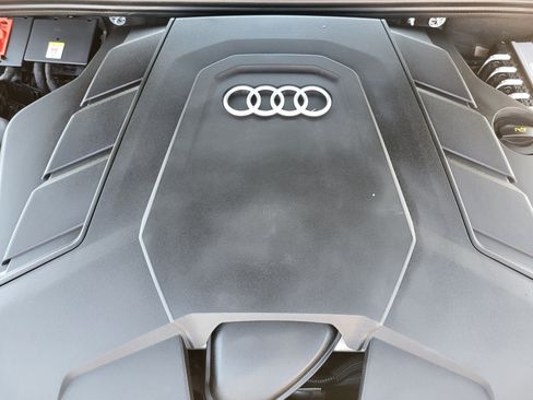 Used 2023 Audi Q7 3.0T Prestige AWD/4WD image 25