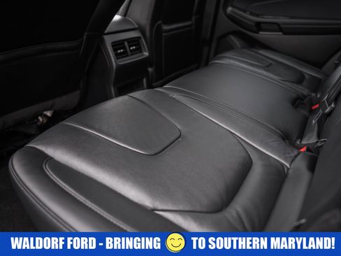 Used 2019 Ford Edge Titanium w/ Cold Weather Package image 35