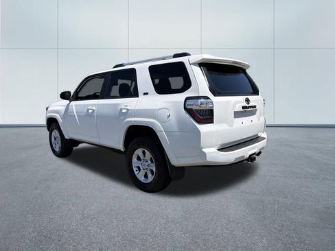 Used 2024 Toyota 4Runner SR5 Premium w/ Moonroof Package AWD/4WD image 4