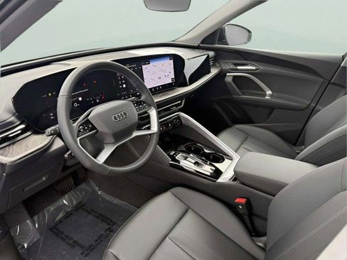 New 2025 Audi Q5 Premium image 13