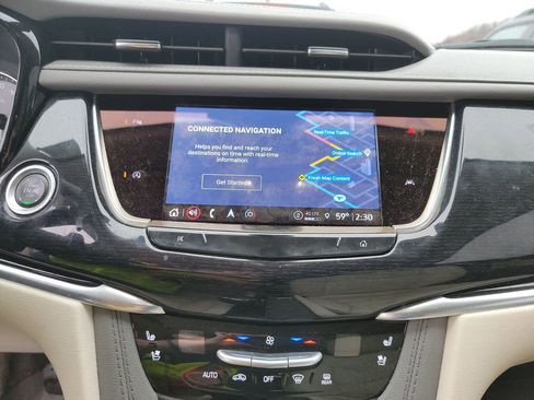 Used 2024 Cadillac XT6 Premium Luxury w/ LPO, Floor Liner Package AWD/4WD image 6