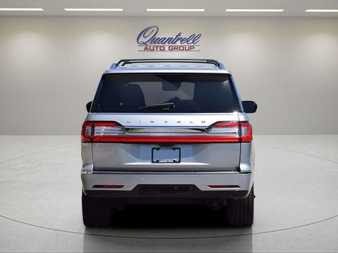 Used 2020 Lincoln Navigator Reserve w/ Luxury Package AWD/4WD image 5