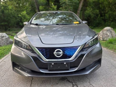 Used 2019 Nissan Leaf S w/ S Charge Package FWD image 9