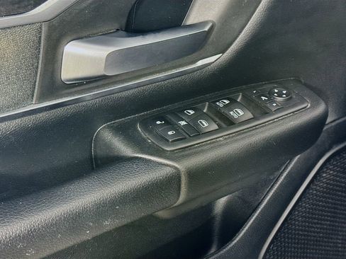 Used 2019 RAM 1500 Big Horn RWD image 17