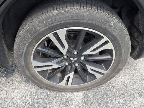 Used 2024 Mitsubishi Eclipse Cross AWD image 5