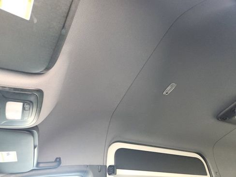 Used 2024 Mercedes-Benz Sprinter 2500 image 19