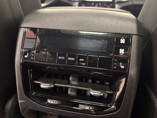 Used 2025 Jeep Grand Cherokee L Overland w/ Trailer Tow Package AWD/4WD image 18