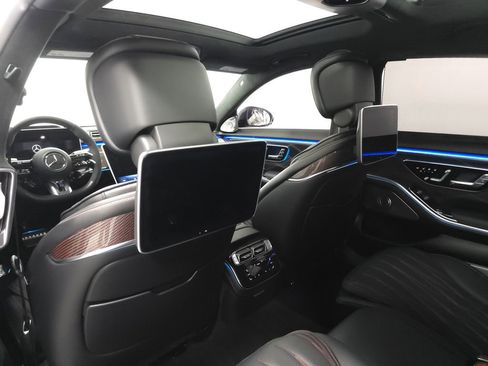Certified 2024 Mercedes-Benz S 63 AMG S image 32